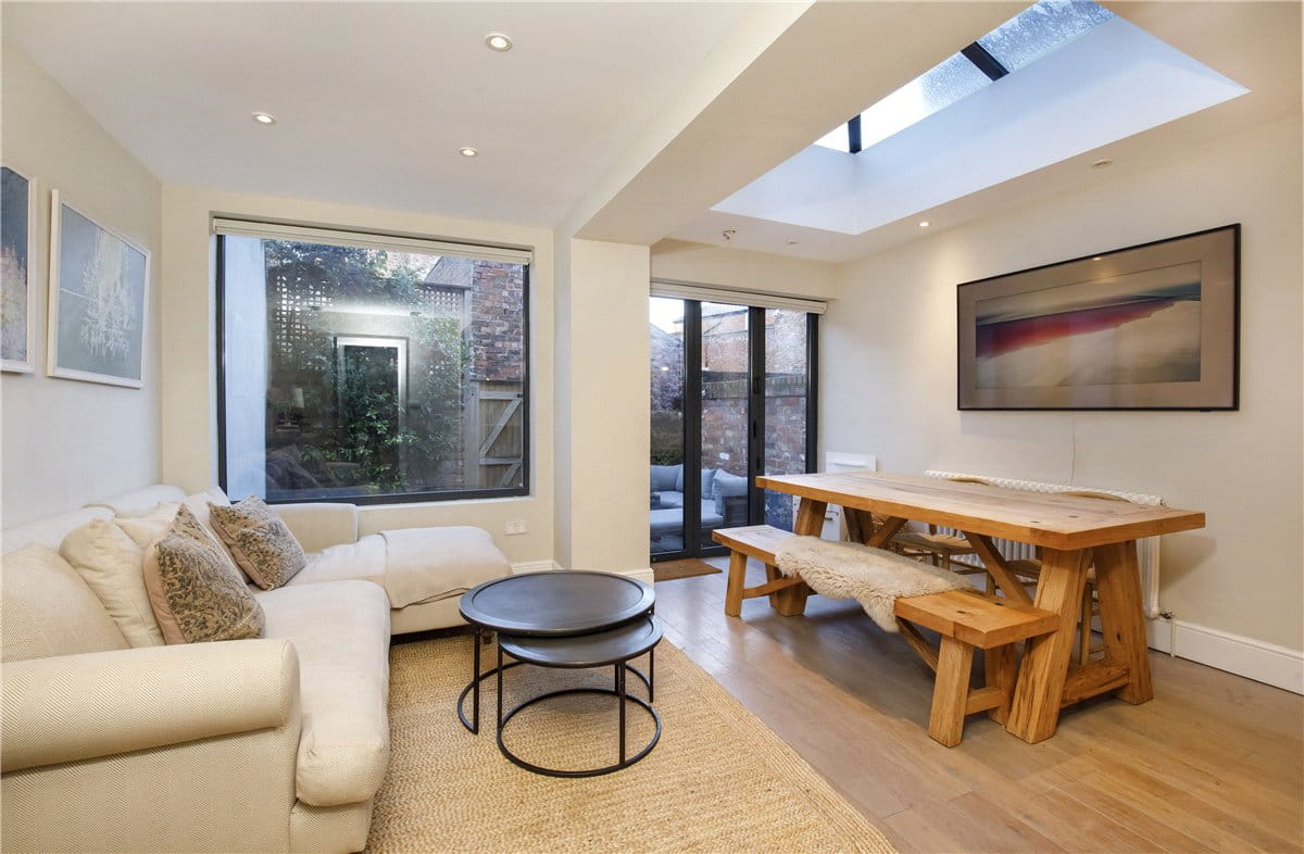 4 bedroom house, Grosvenor Terrace, York YO30 - Available