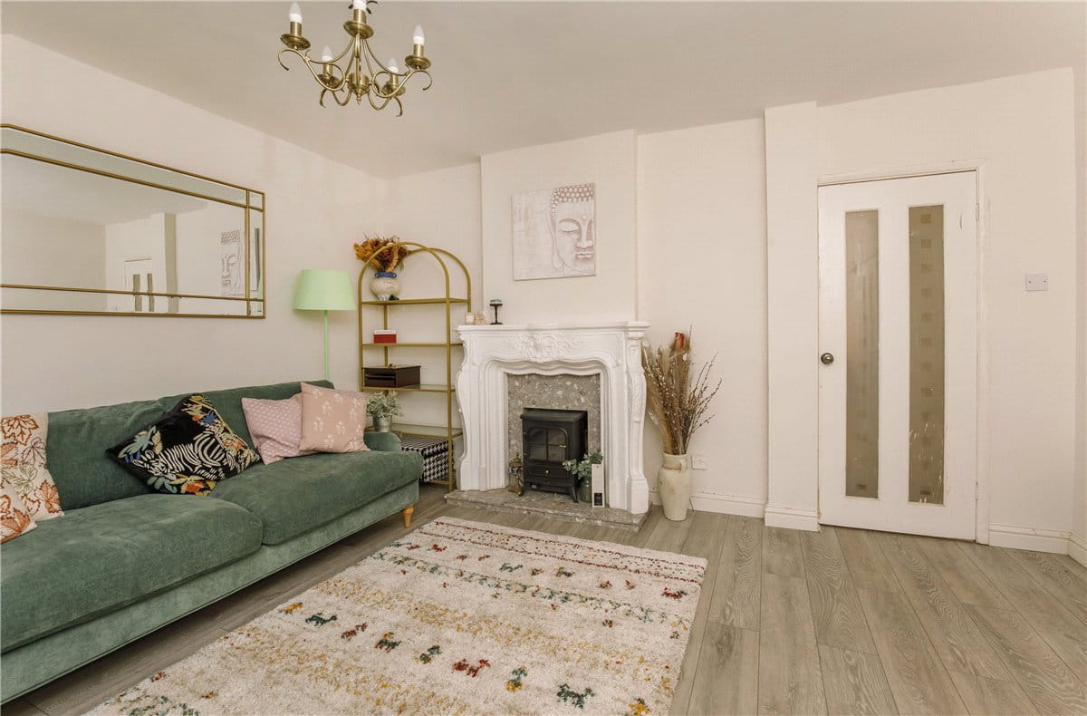 3 bedroom , Third Avenue, York YO31 - Available