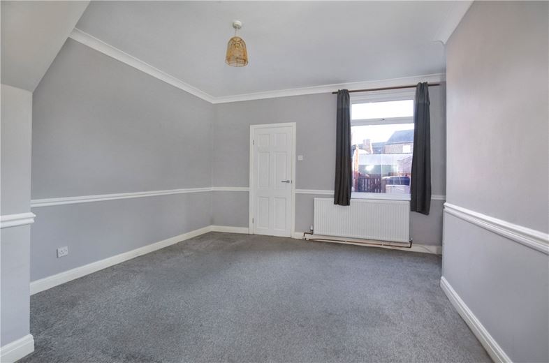 2 bedroom house, Nalton Street, Selby YO8 - Available