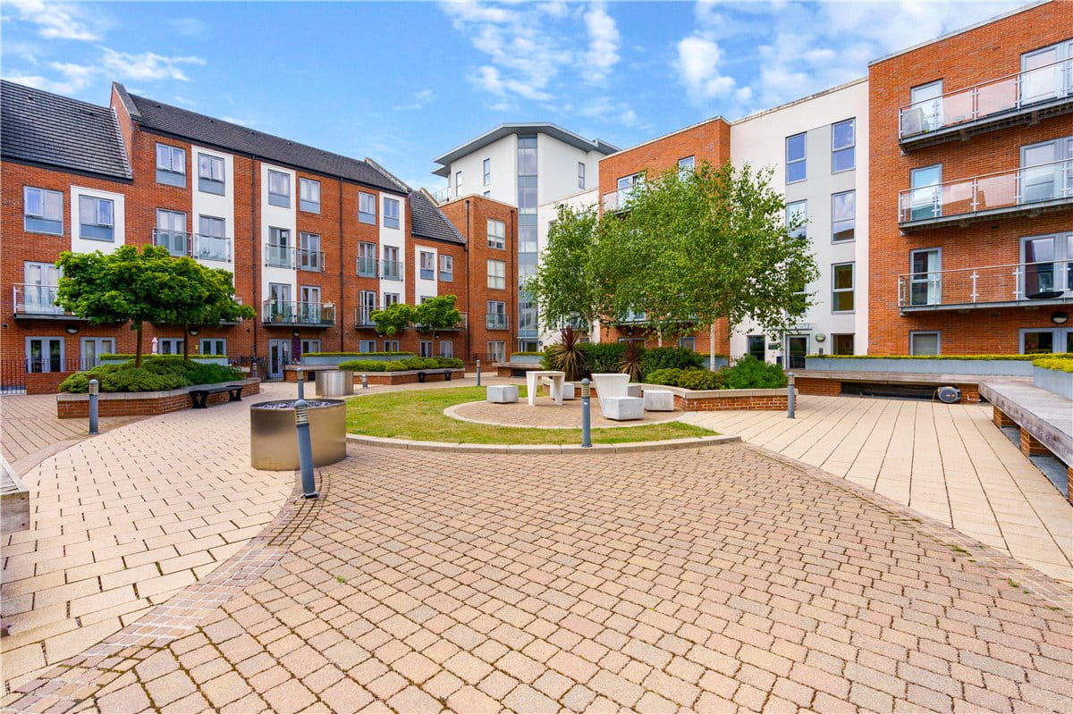 5 bedroom house, Kings Pool Walk, York YO1 - Available