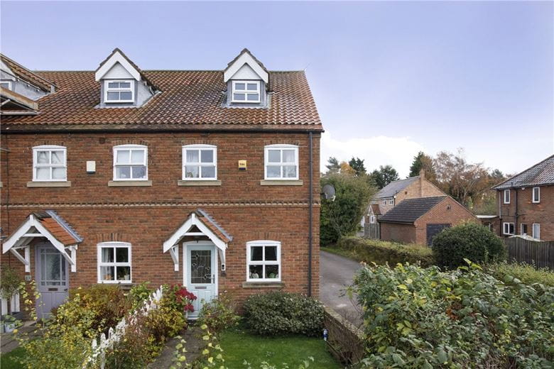 3 bedroom , York Road, Barlby YO8 - Sold STC