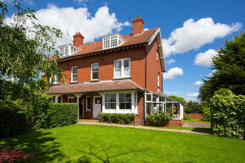 House for sale in Kirkbymoorside, West Lund Lane, YO62 York YOR160074