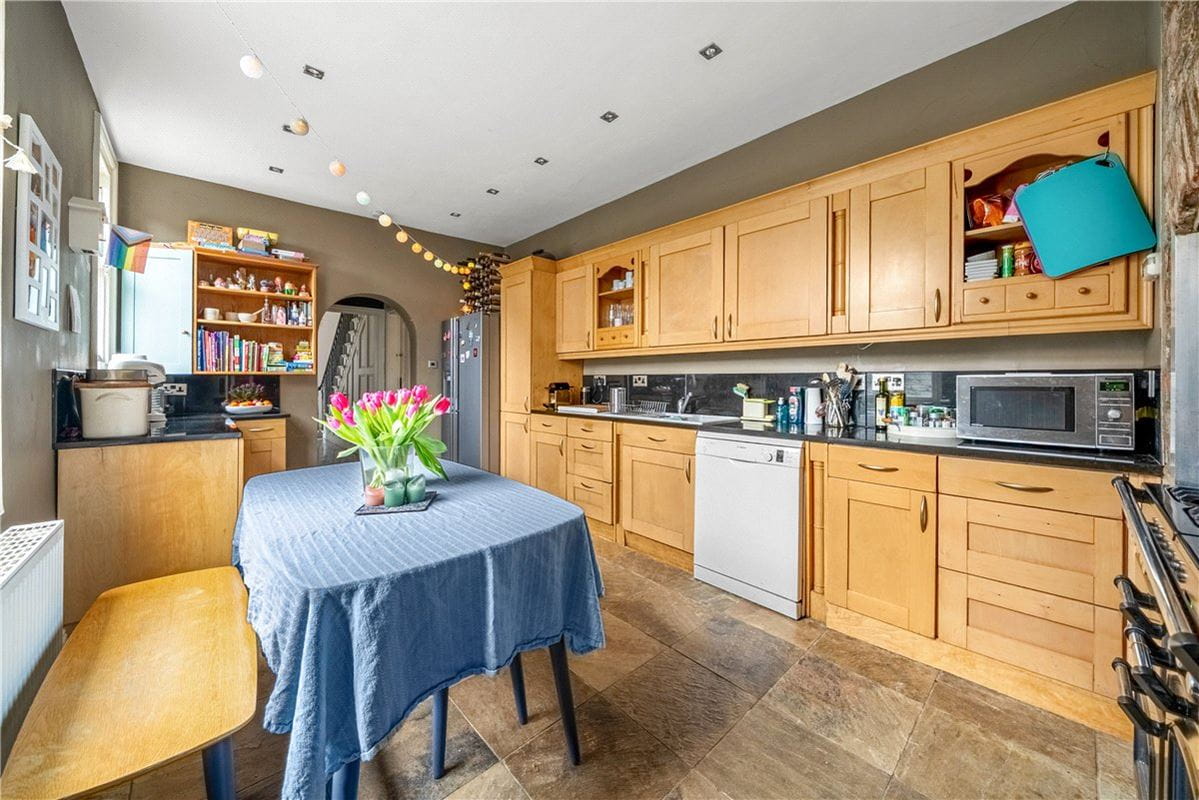 5 bedroom house, Holly Terrace, York YO10 - Available