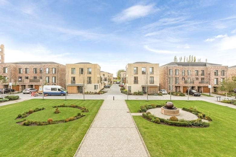 2 bedroom house, Bayldon Square, York YO23 - Sold STC