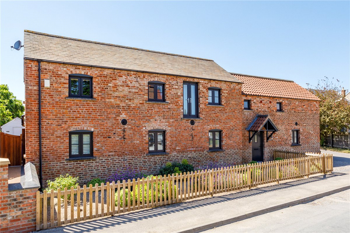 5 bedroom house, Breighton, Selby YO8 - Available