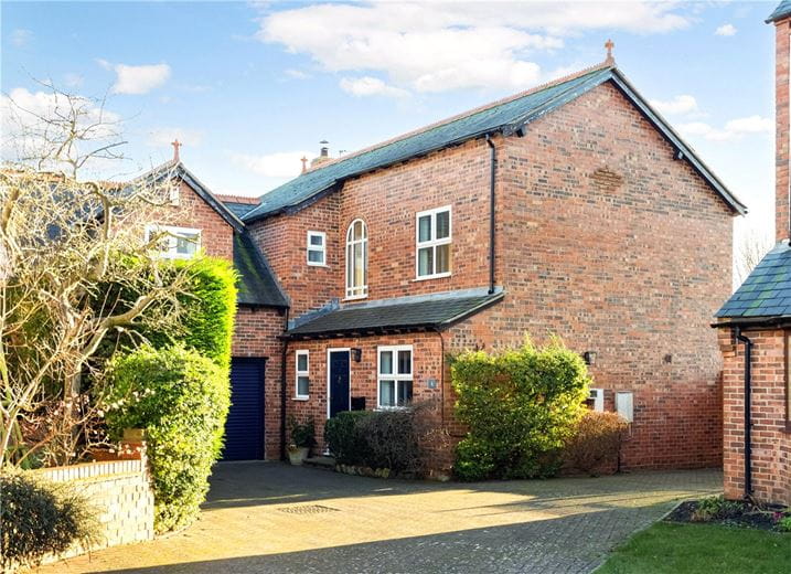 5 bedroom house, Beech Tree Court, Linton on Ouse YO30 - Available
