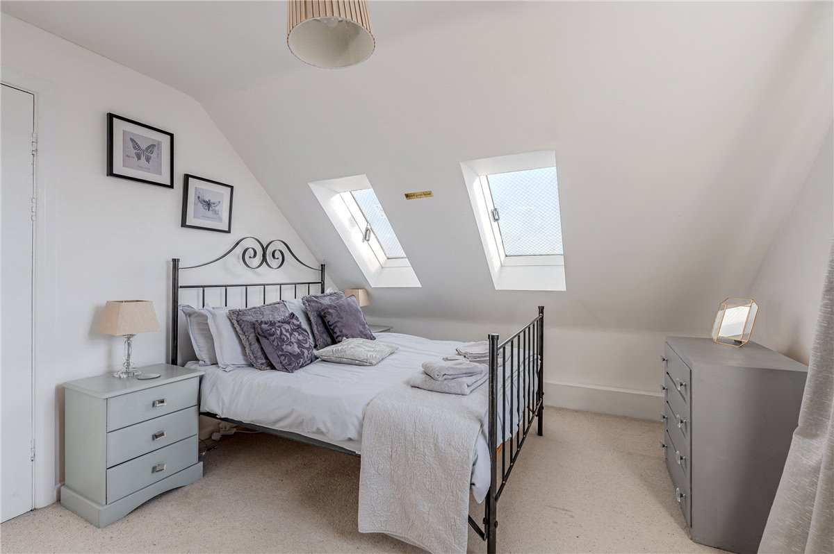 5 bedroom house, Old Road, Cawood YO8 - Available