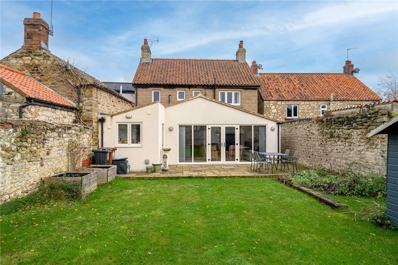 4 bedroom house, Page Lane, Wombleton YO62 - Available