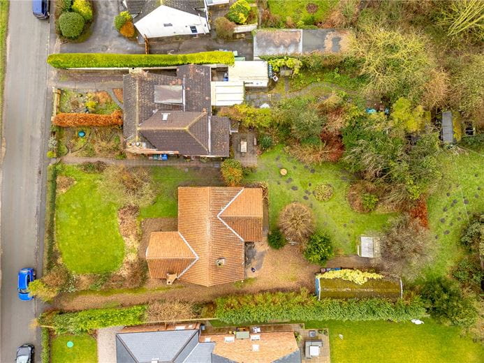 3 bedroom bungalow, Main Street, South Duffield YO8 - Sold