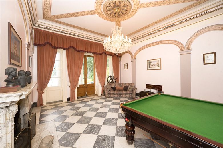 6 bedroom house, Grimston Park, Grimston LS24 - Available