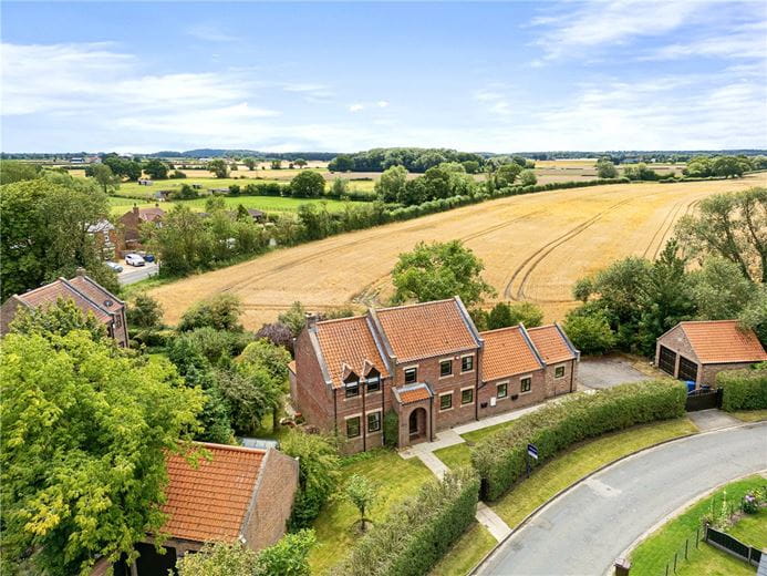 4 bedroom house, Long Lane, Wistow YO8 - Sold