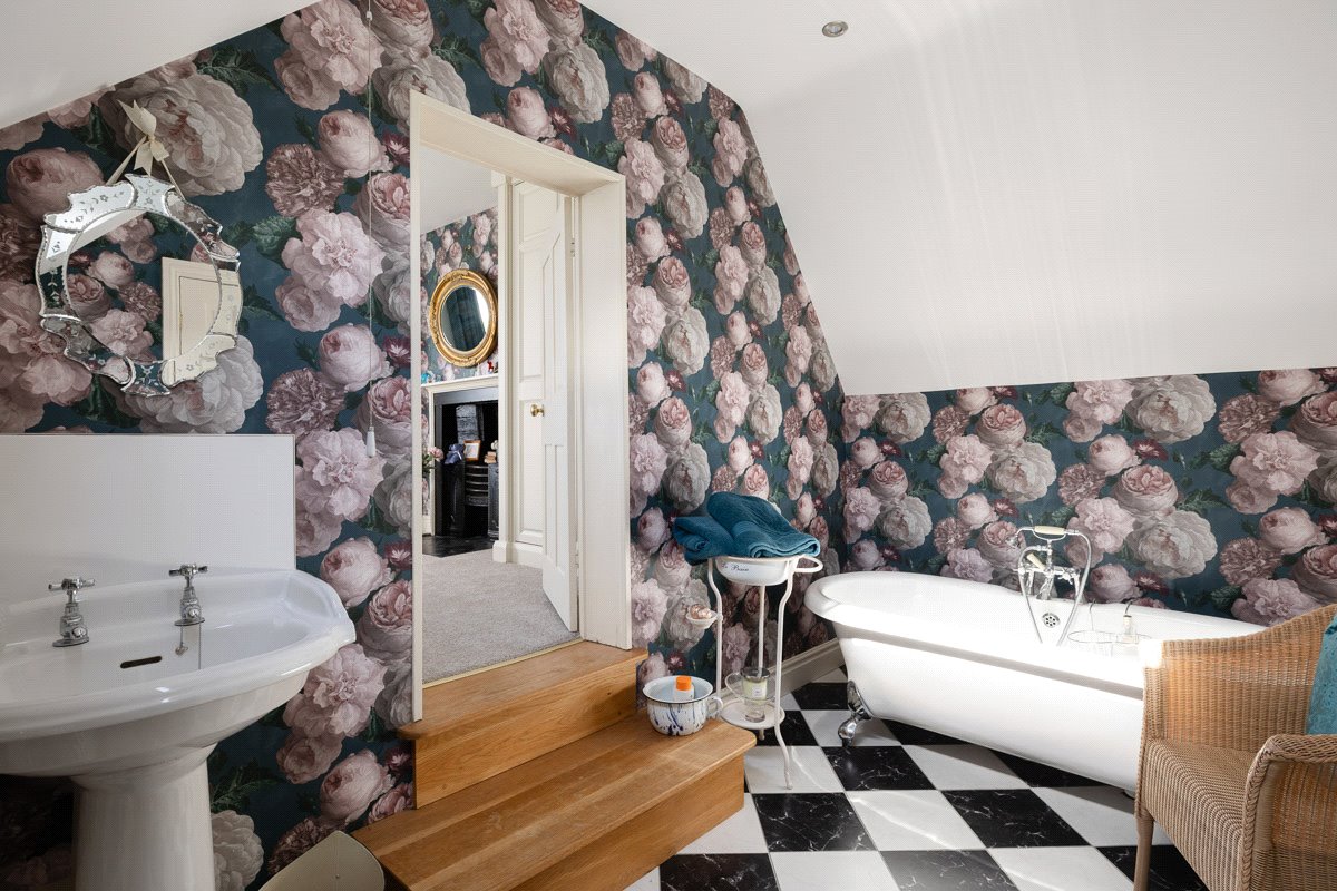 4 bedroom house, Flaxton, York YO60 - Available