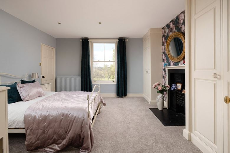 4 bedroom house, Flaxton, York YO60 - Available