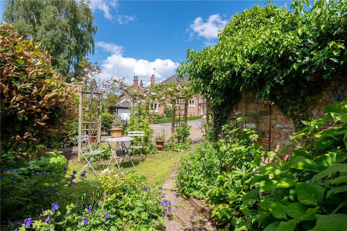 2 bedroom house, Sand Hutton Court, Sand Hutton YO41 - Sold