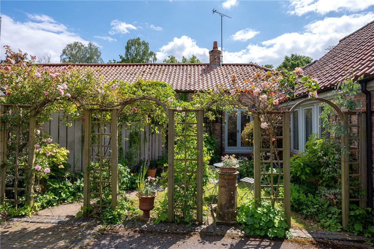 2 bedroom house, Sand Hutton Court, Sand Hutton YO41 - Sold