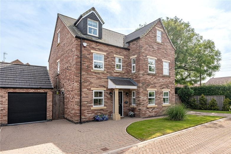 5 bedroom house, Champions Gate, North Duffield YO8 - Sold