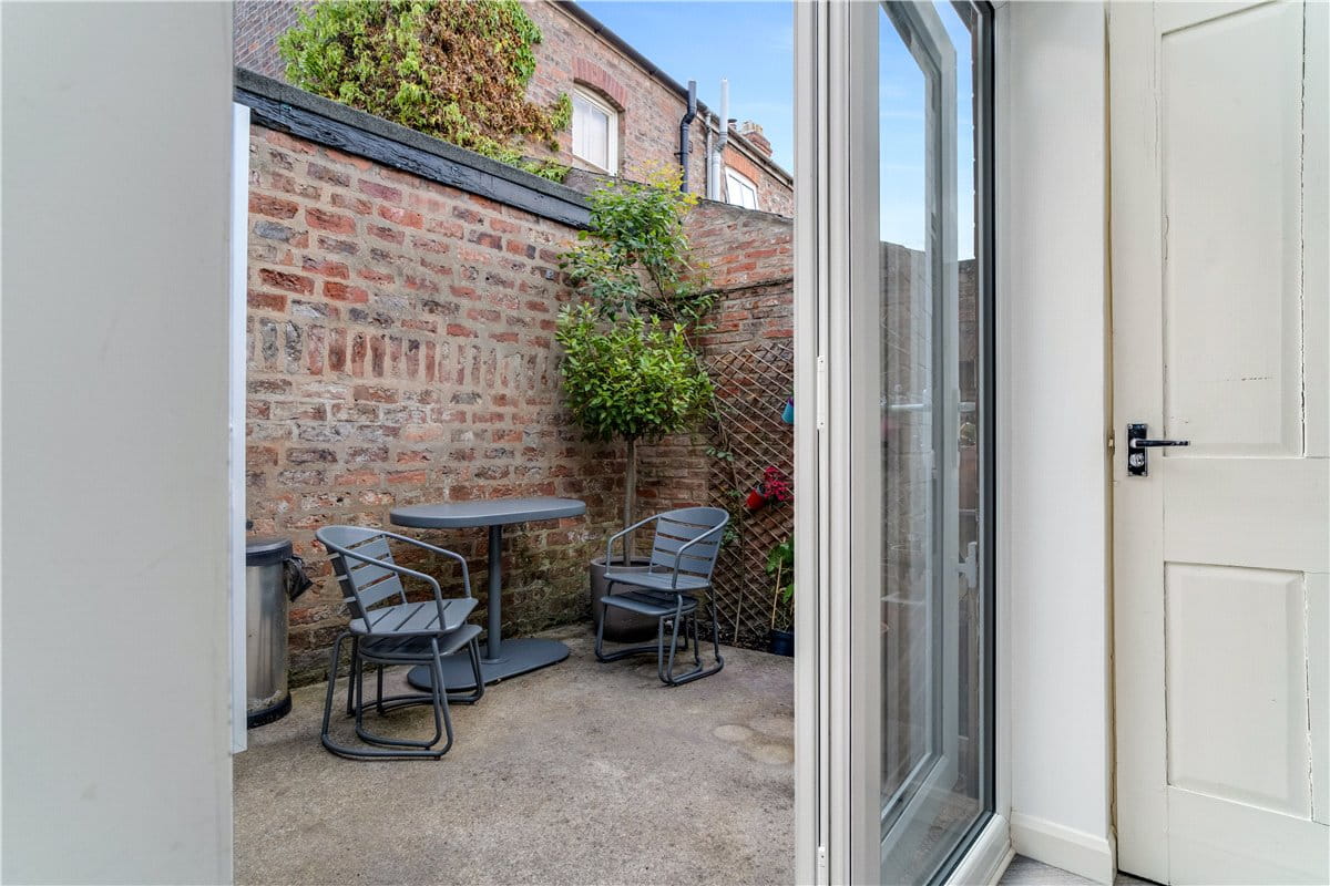 3 bedroom house, Fairfax Street, York YO1 - Sold