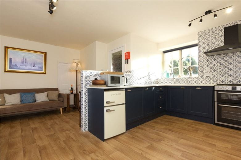 7 bedroom house, Westgate, Bridlington YO16 - Available