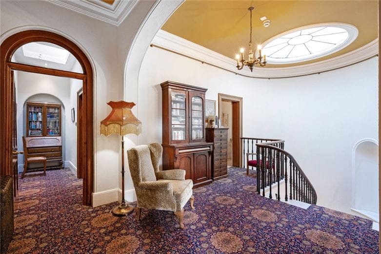 9 bedroom house, Cleatham, Gainsborough DN21 - Available