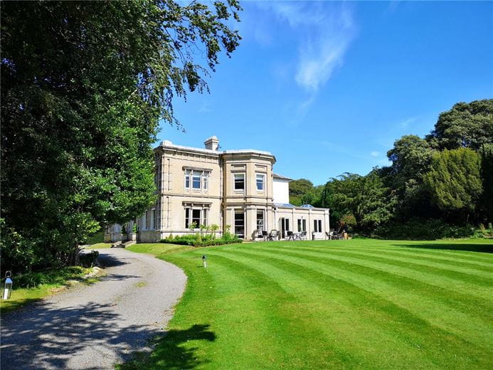 9 bedroom house, Cleatham, Gainsborough DN21 - Available