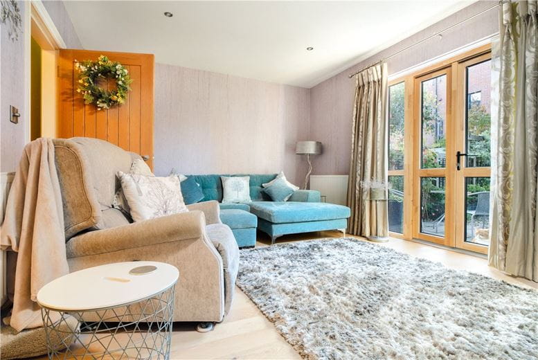 4 bedroom house, Orchard Court, York YO31 - Sold