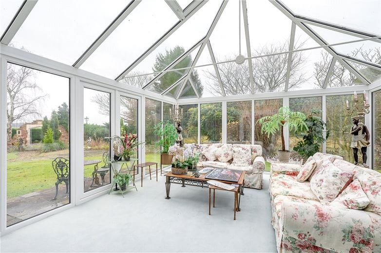 9 bedroom house, Tadcaster Road, Sherburn in Elmet LS25 - Available