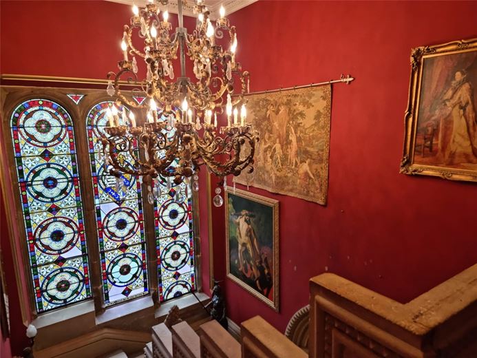 8 bedroom house, Northorpe Hall, Northorpe DN21 - Available