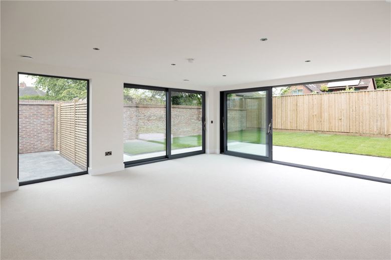 5 bedroom house, Fulford Road, York YO10 - Available