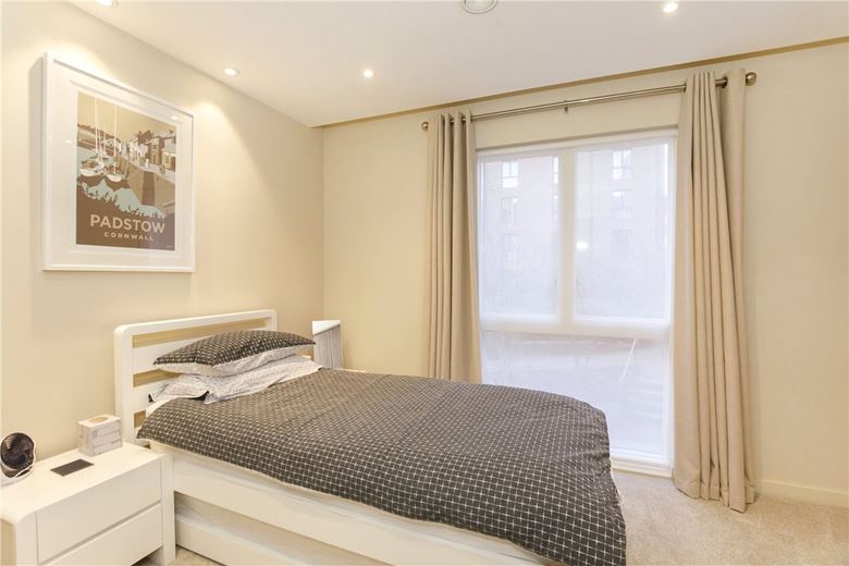 2 bedroom flat, Toft Green, York YO1 - Available