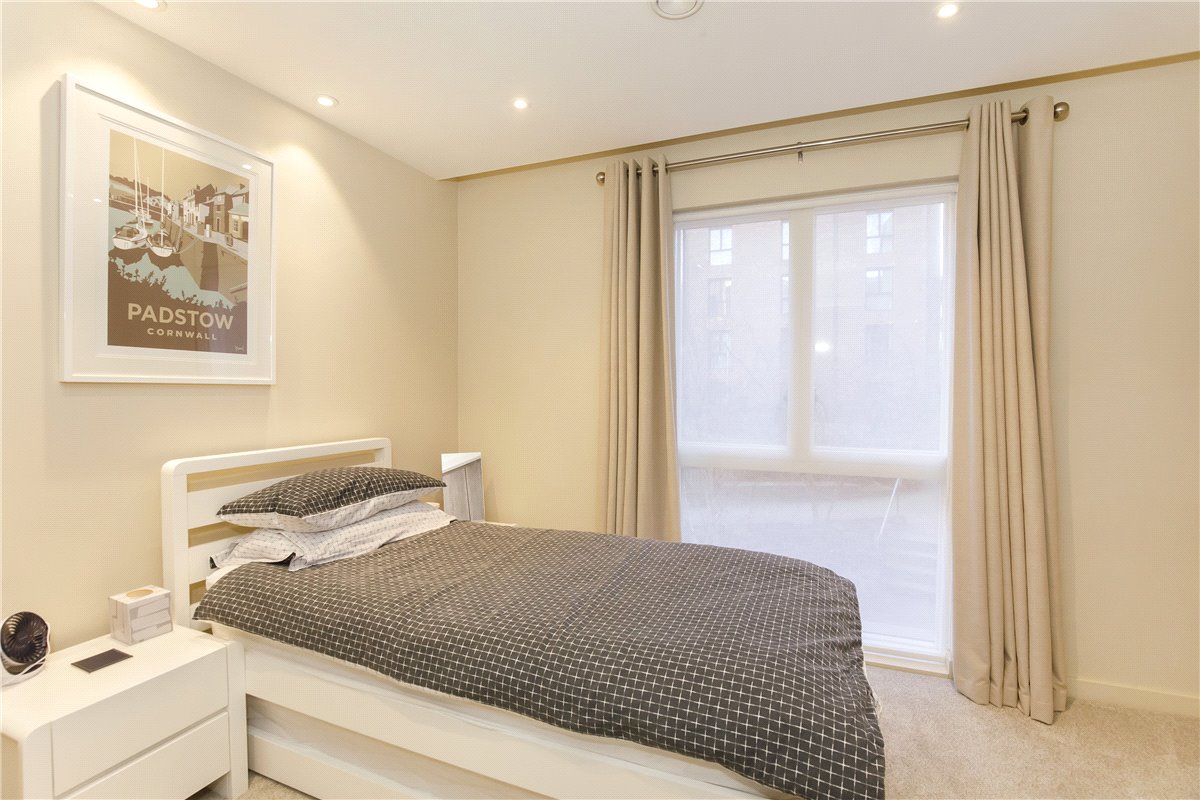 2 bedroom flat, Toft Green, York YO1 - Available