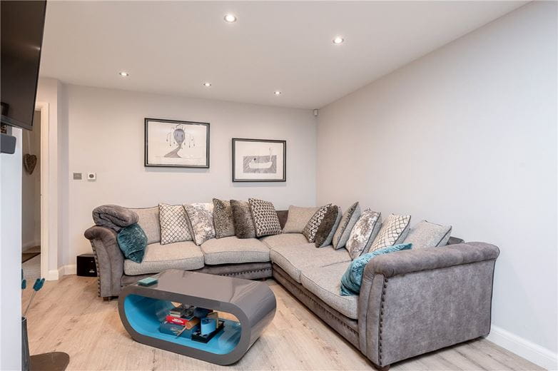 4 bedroom house, Caedmon Close, York YO31 - Available