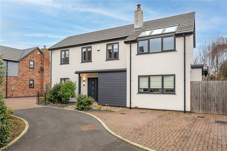 4 bedroom house, Caedmon Close, York YO31 - Available