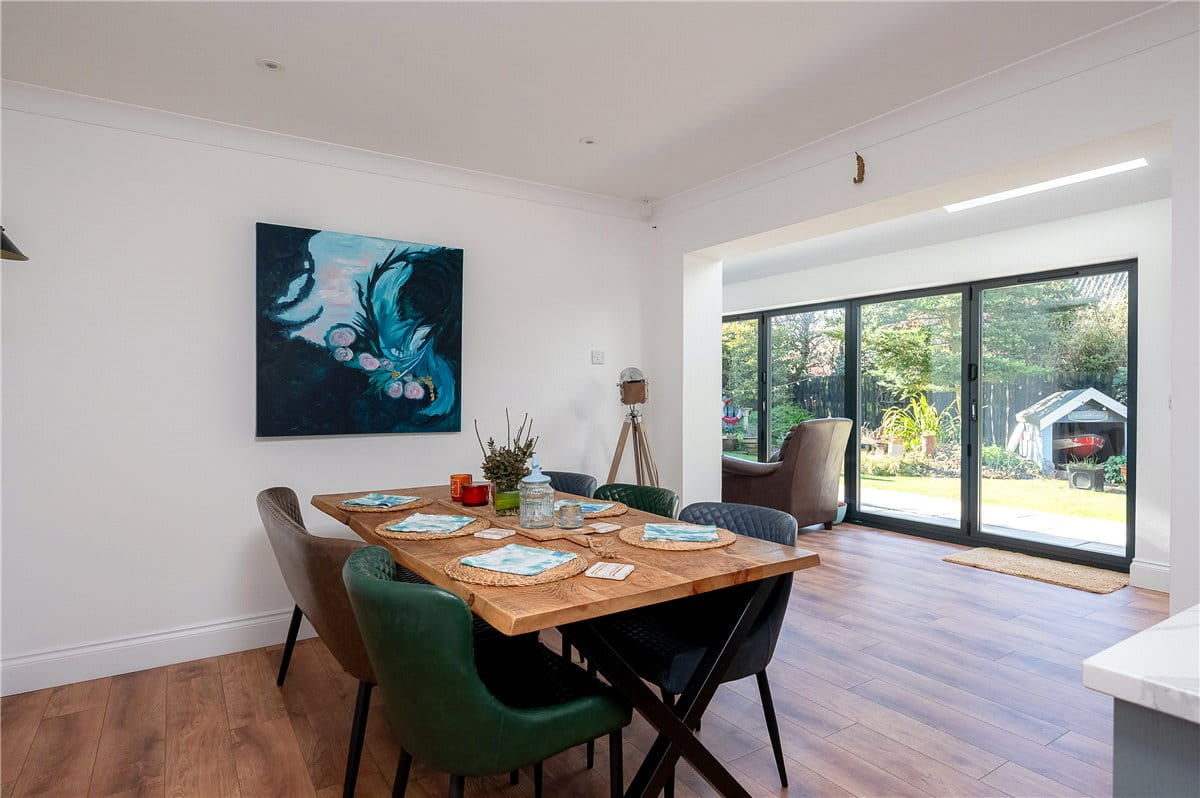 5 bedroom house, Southlands Close, Escrick YO19 - Sold