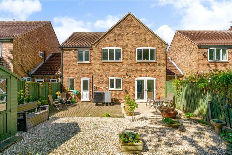 3 bedroom house, St. Nicholas Close, North Newbald YO43 - Available