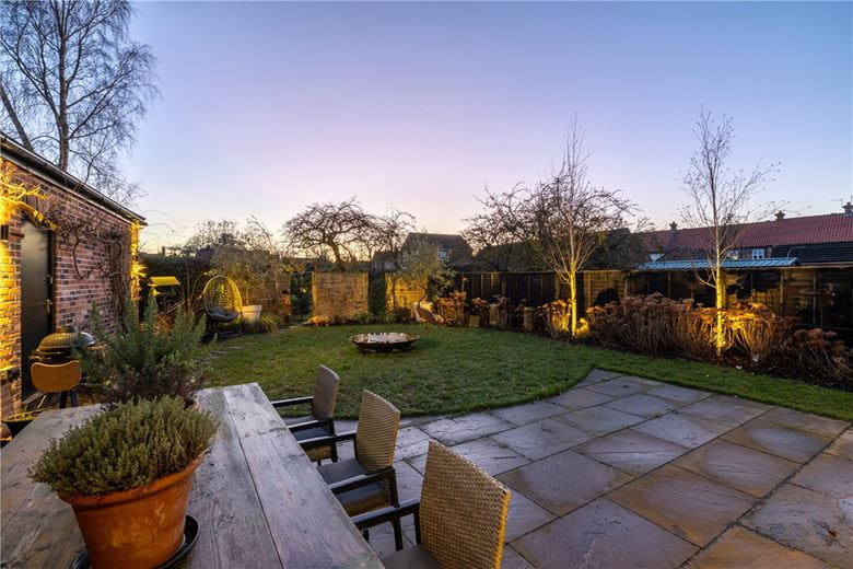 5 bedroom house, Alne Road, Tollerton YO61 - Available