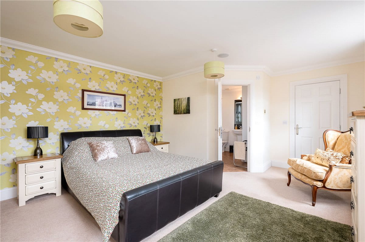 5 bedroom house, The Village, Stockton on the Forest YO32 - Available