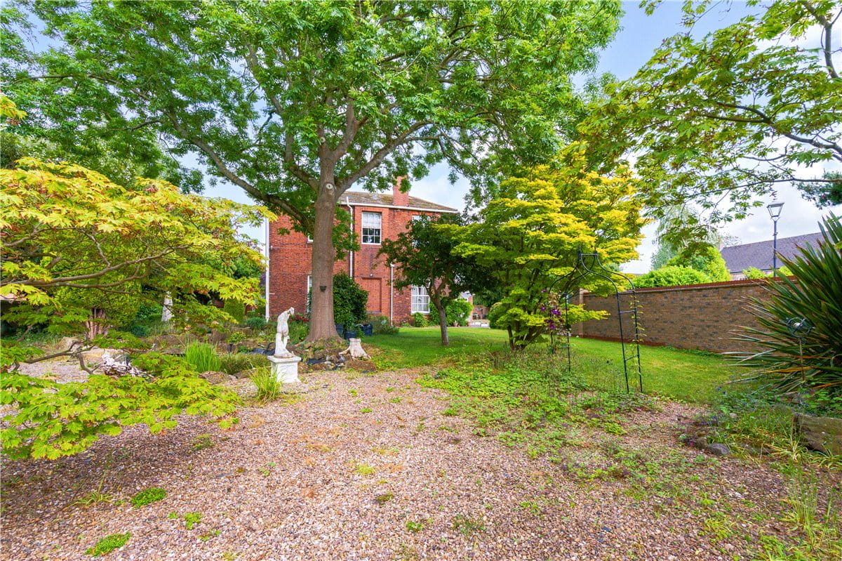 6 bedroom house, Main Street, West Haddlesey YO8 - Sold STC