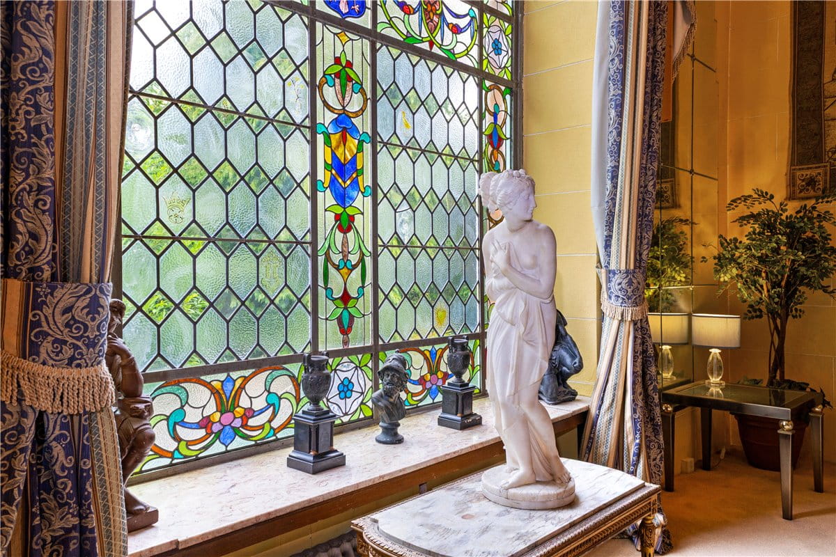 6 bedroom house, Main Street, West Haddlesey YO8 - Sold STC