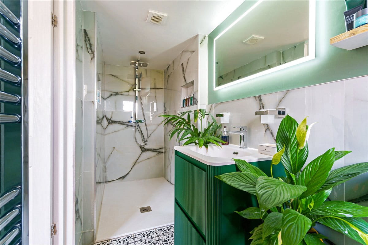 5 bedroom house, Chestnut Avenue, York YO31 - Available