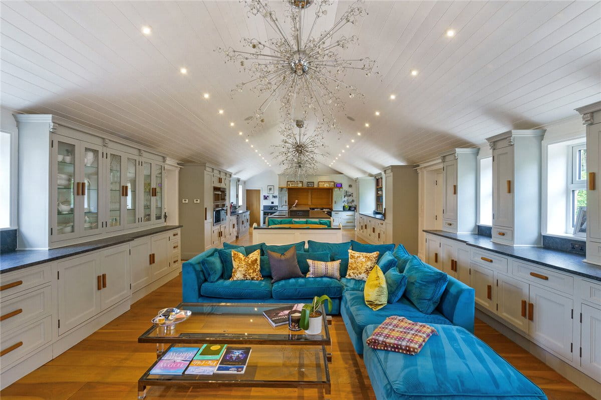 6 bedroom house, Newmill Farm, Mill Lane YO42 - Available