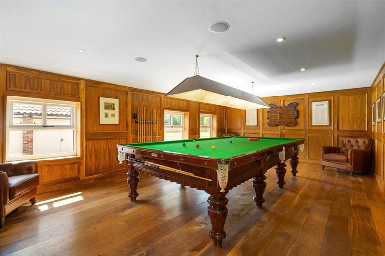 6 bedroom house, Newmill Farm, Mill Lane YO42 - Available