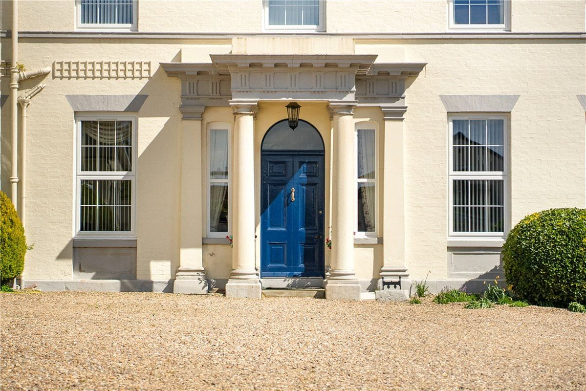 18 bedroom house, Wold Road, Nafferton YO25 - Available