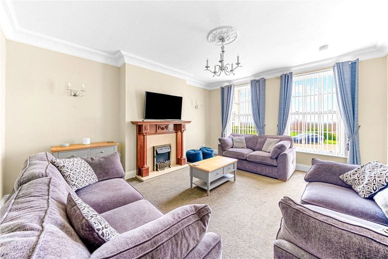 18 bedroom house, Wold Road, Nafferton YO25 - Available