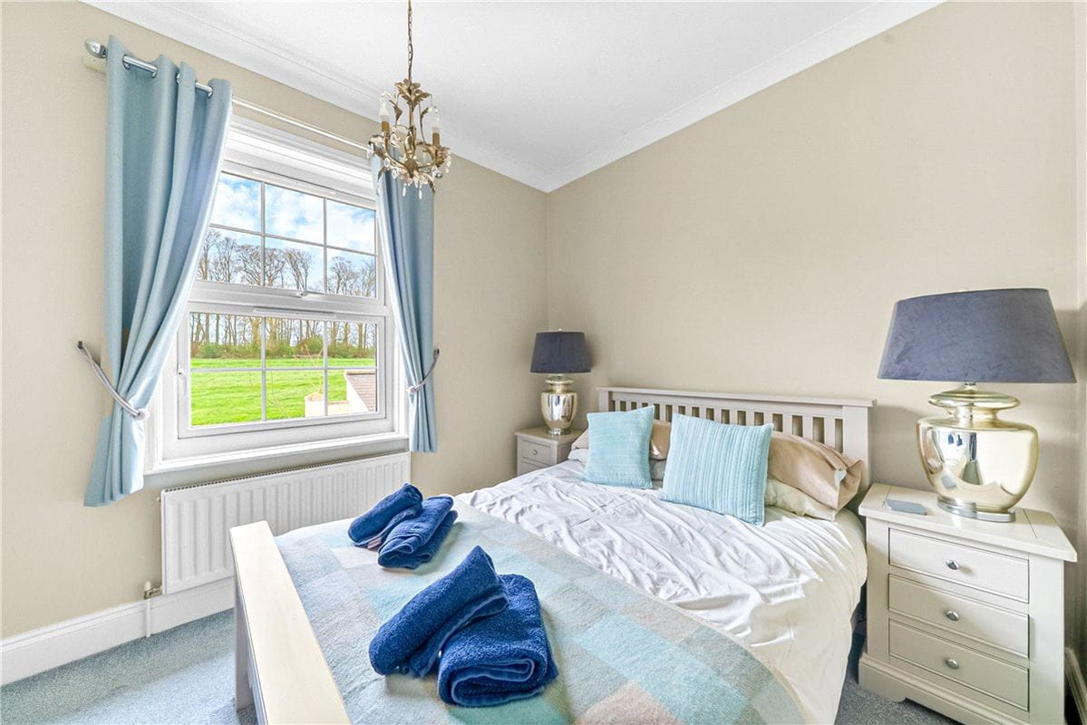 18 bedroom house, Wold Road, Nafferton YO25 - Available