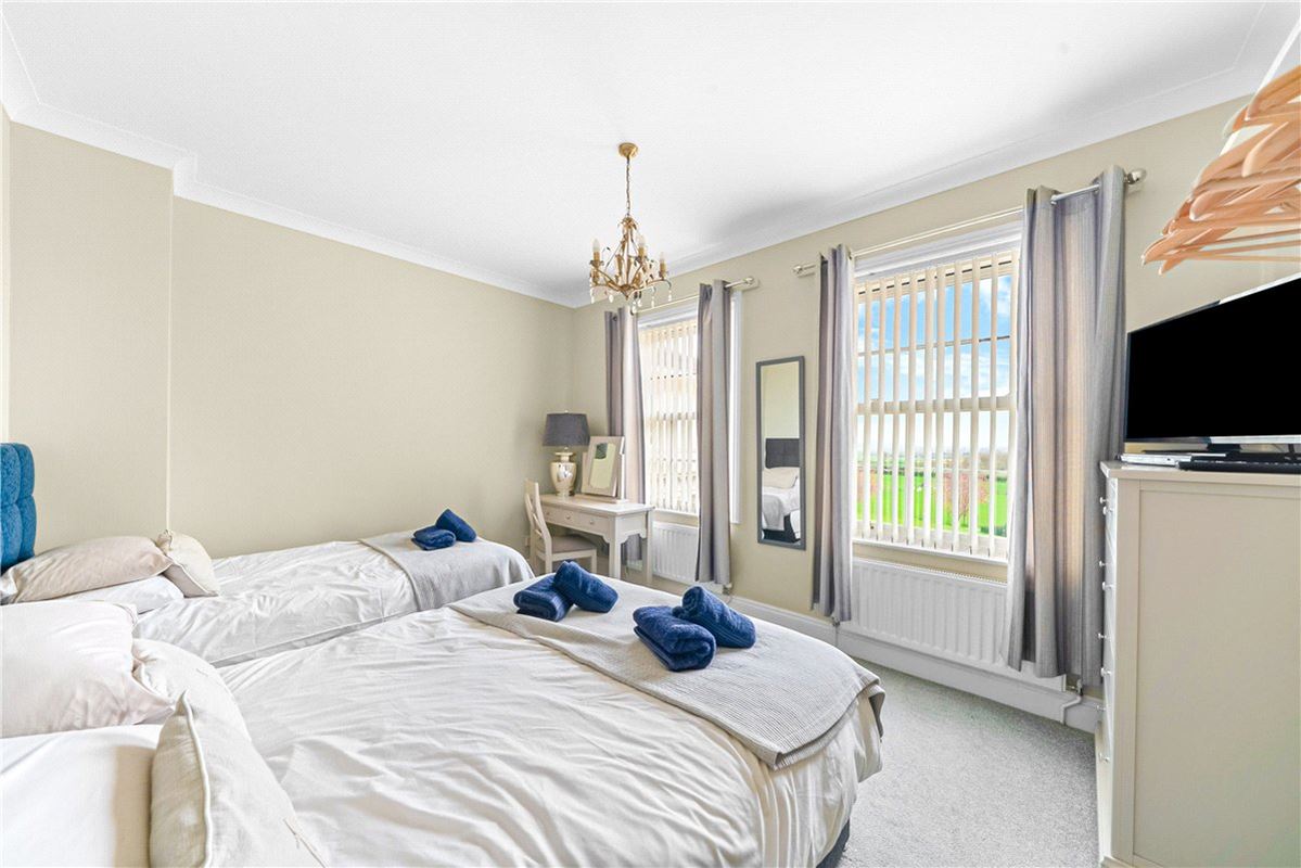 18 bedroom house, Wold Road, Nafferton YO25 - Available