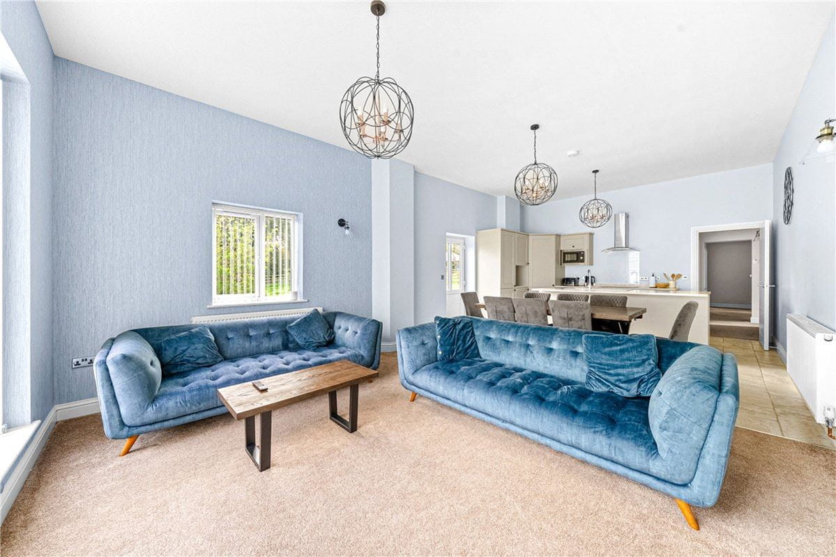 18 bedroom house, Wold Road, Nafferton YO25 - Available