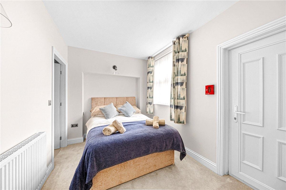 18 bedroom house, Wold Road, Nafferton YO25 - Available