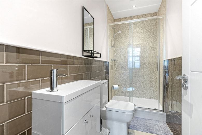 18 bedroom house, Wold Road, Nafferton YO25 - Available