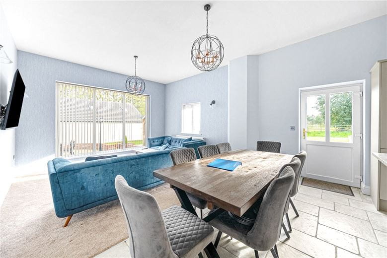 18 bedroom house, Wold Road, Nafferton YO25 - Available