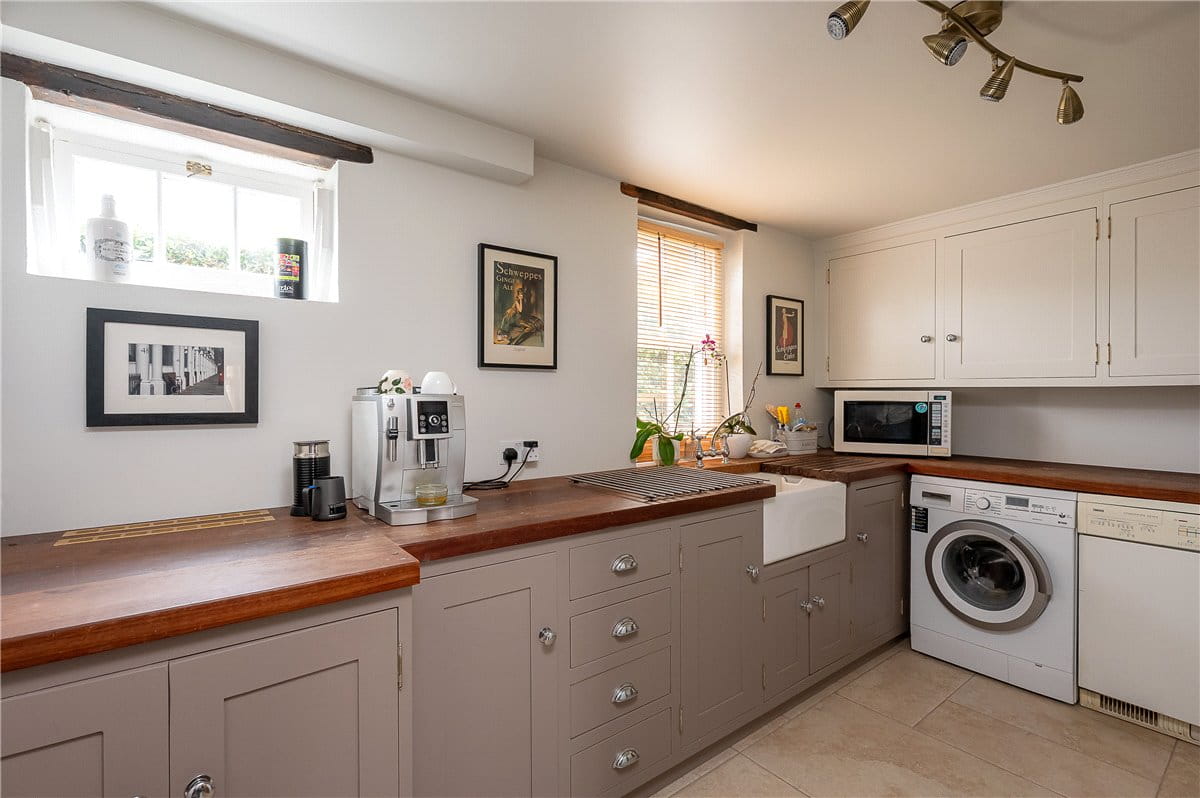 5 bedroom house, Aldwark, Alne YO61 - Available